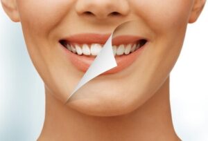 Bọc răng sứ có cần lấy tủy không?