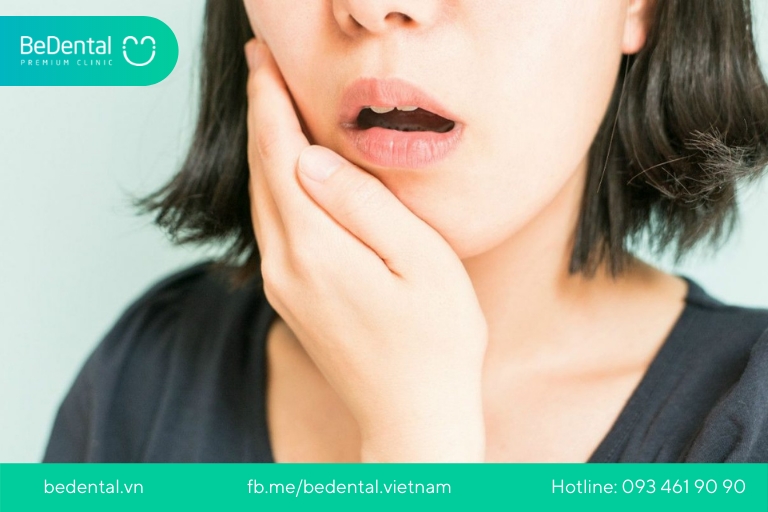 Bị sưng má, mặt sau nhổ răng là phản ứng bình thường, có thể tự hết sau 2-3 ngày