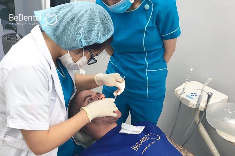 Tooth extraction at BeDental