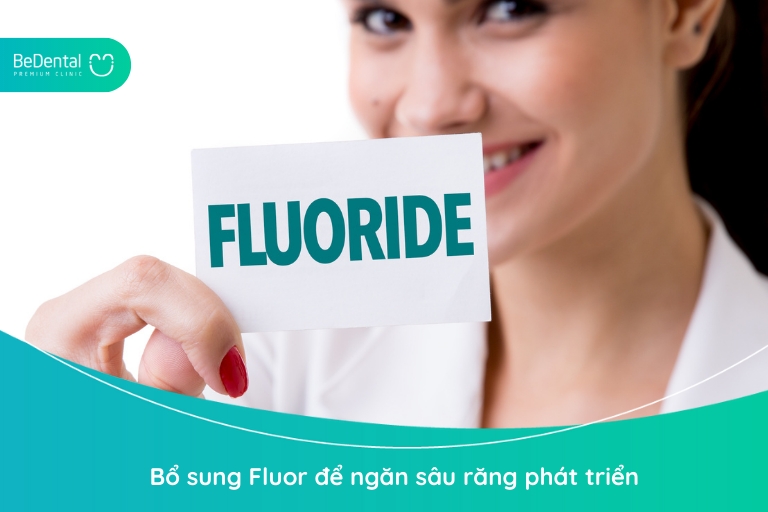 Bạn nên bổ sung Fluor từ nhiều nguồn khác nhau như kem đánh răng, nước uống, muối ăn,...