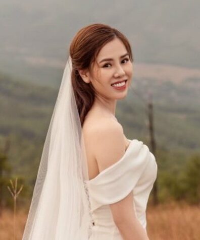 nu cuoi toa nang e1648893447637