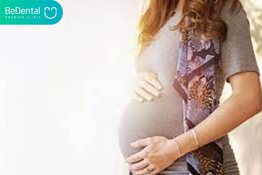 Tình trạng sưng lợi có thể liên quan đến thai kỳ
