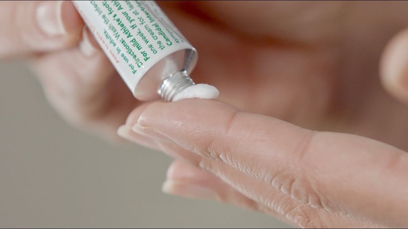  Lựa chọn thuốc bôi trị mụn phù hợp mang lại hiệu quả cho làn da 