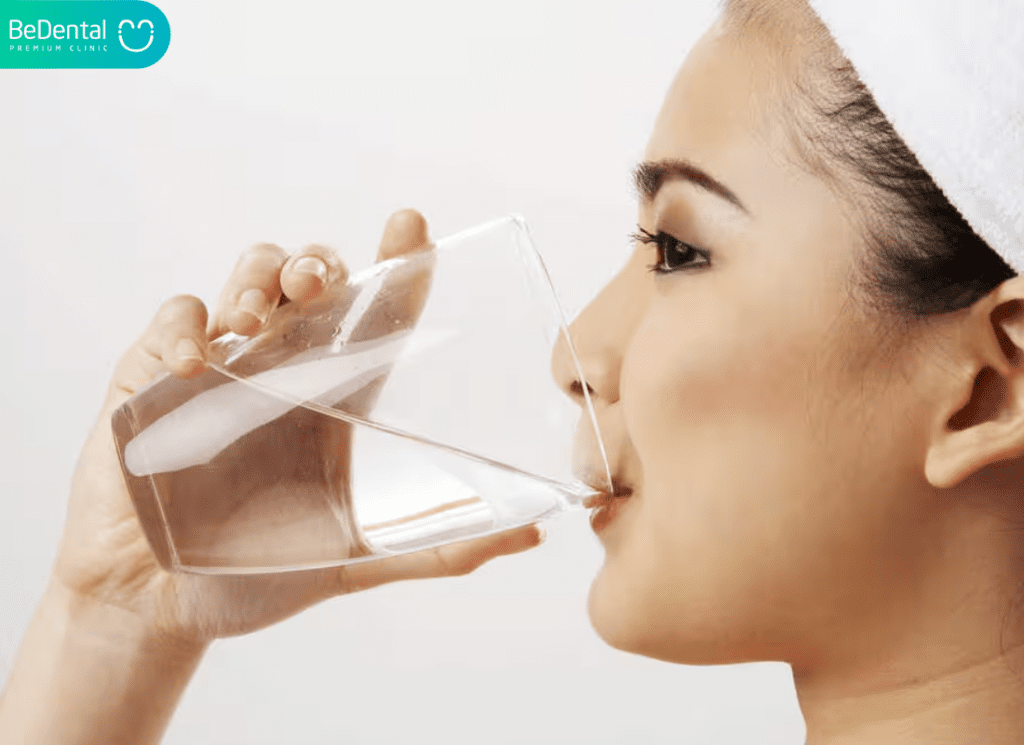 Viêm Tủy Răng: Cách Trị Viêm Tủy Răng Tại Nhà Hiệu Quả Và An Toàn 4 Suc mieng nuoc muoi