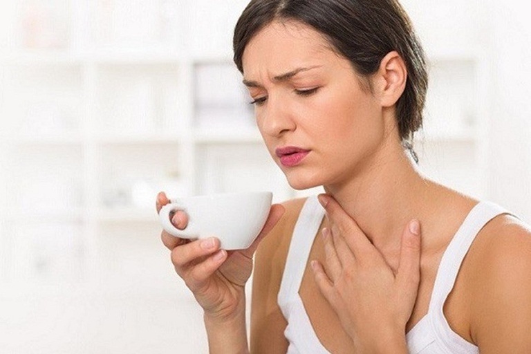 Nguyên nhân đau họng phổ biến và cách nhận biết đúng để điều trị hiệu quả 4 10 cach giam dau hong cap toc 1