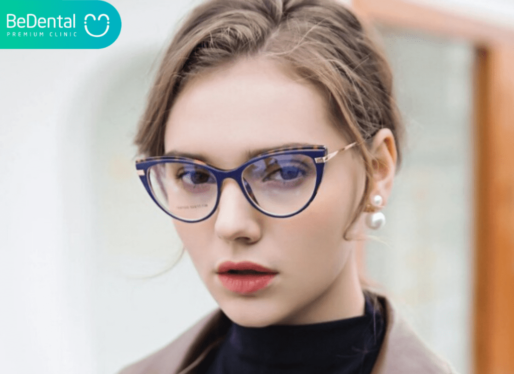 Kinh mat meo thoi thuong