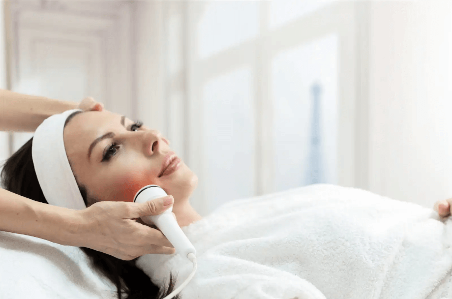 Anti Aging Facial Surgery in Vietnam: Comprehensive Facial Rejuvenation 5 Skin Tightening Treatment in Vietnam 4