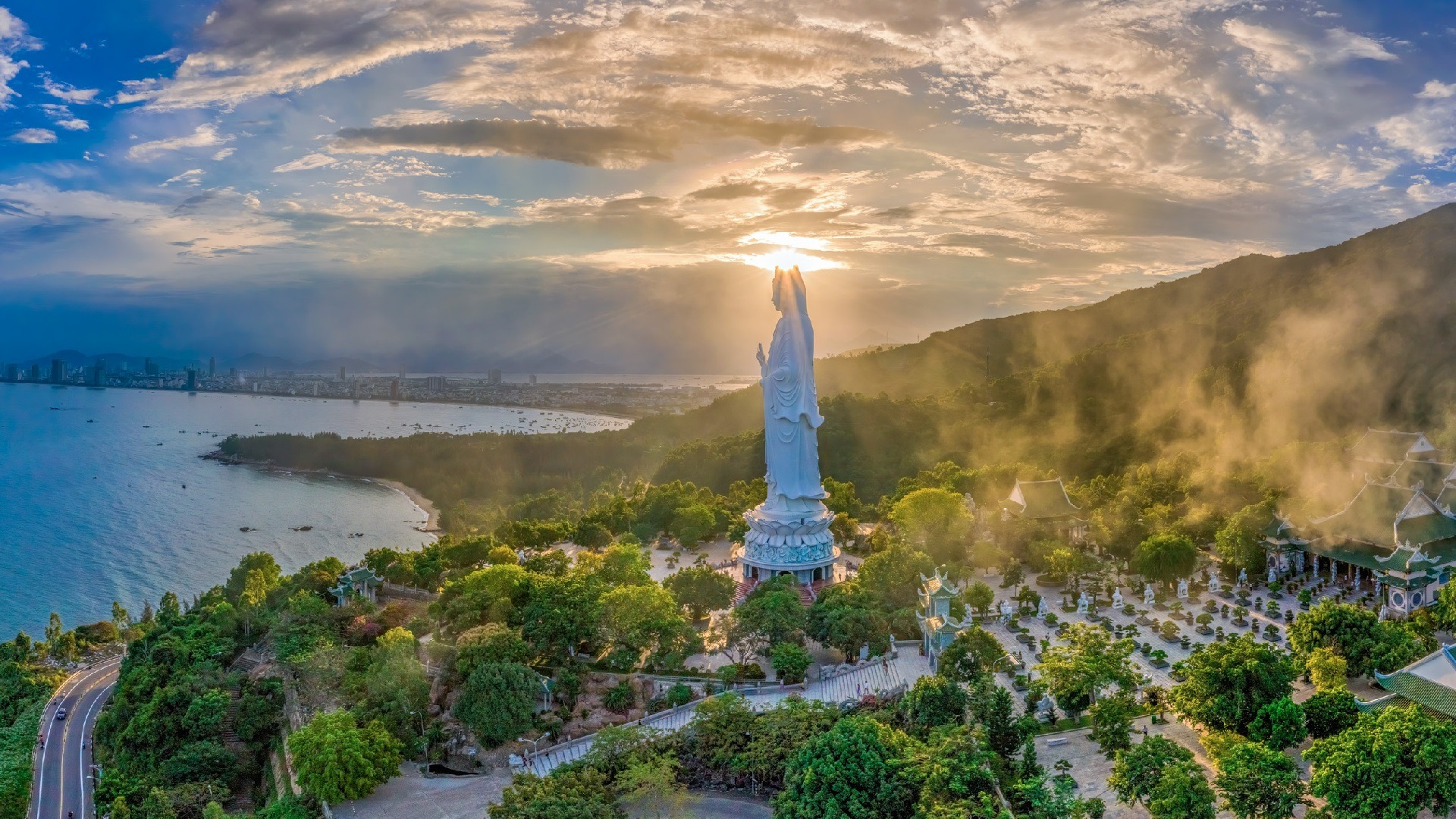 Must Do in Da Nang: Attractions and Activities 3 must do in da nang 1