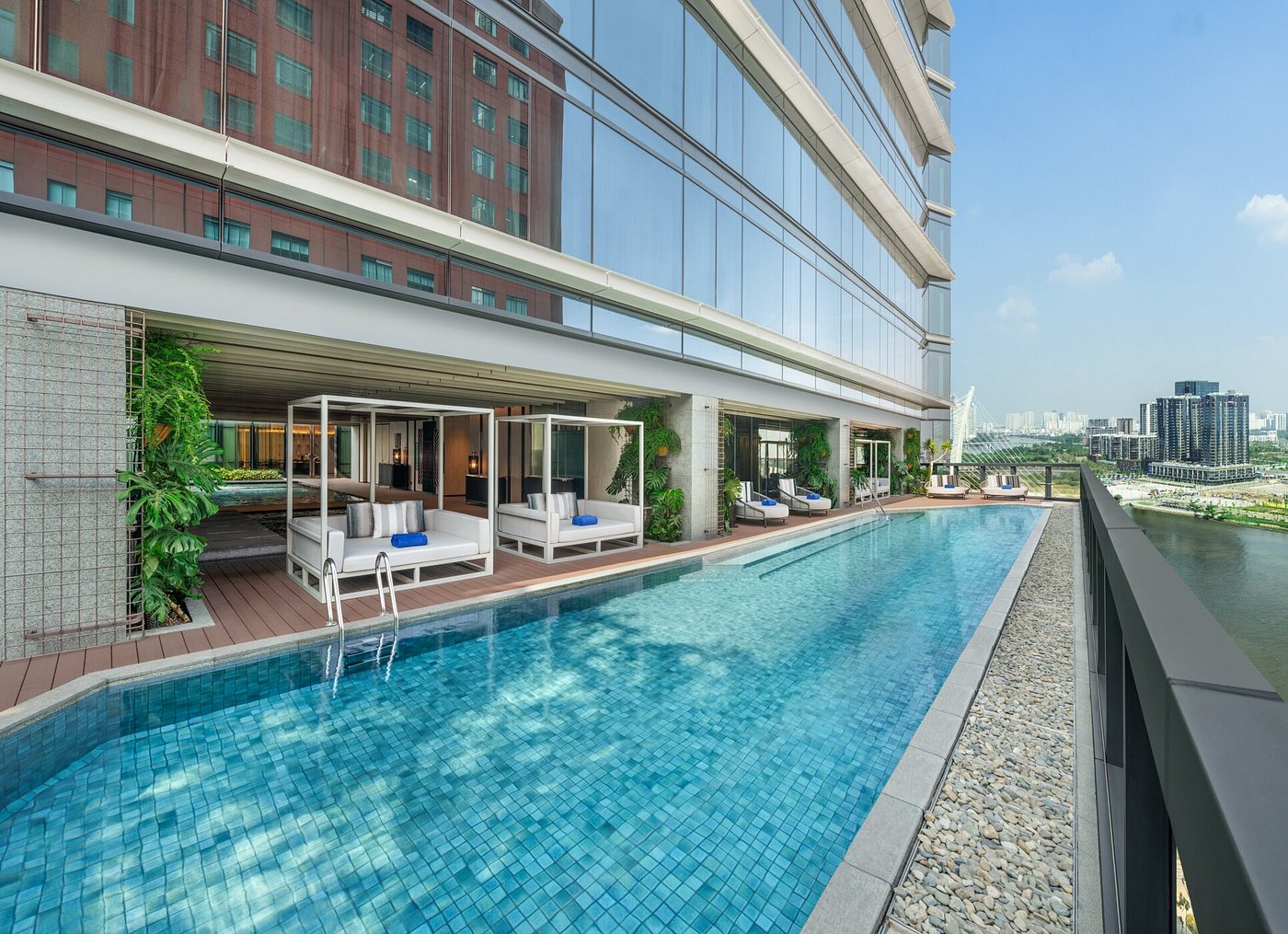 Hilton Ho Chi Minh City 2