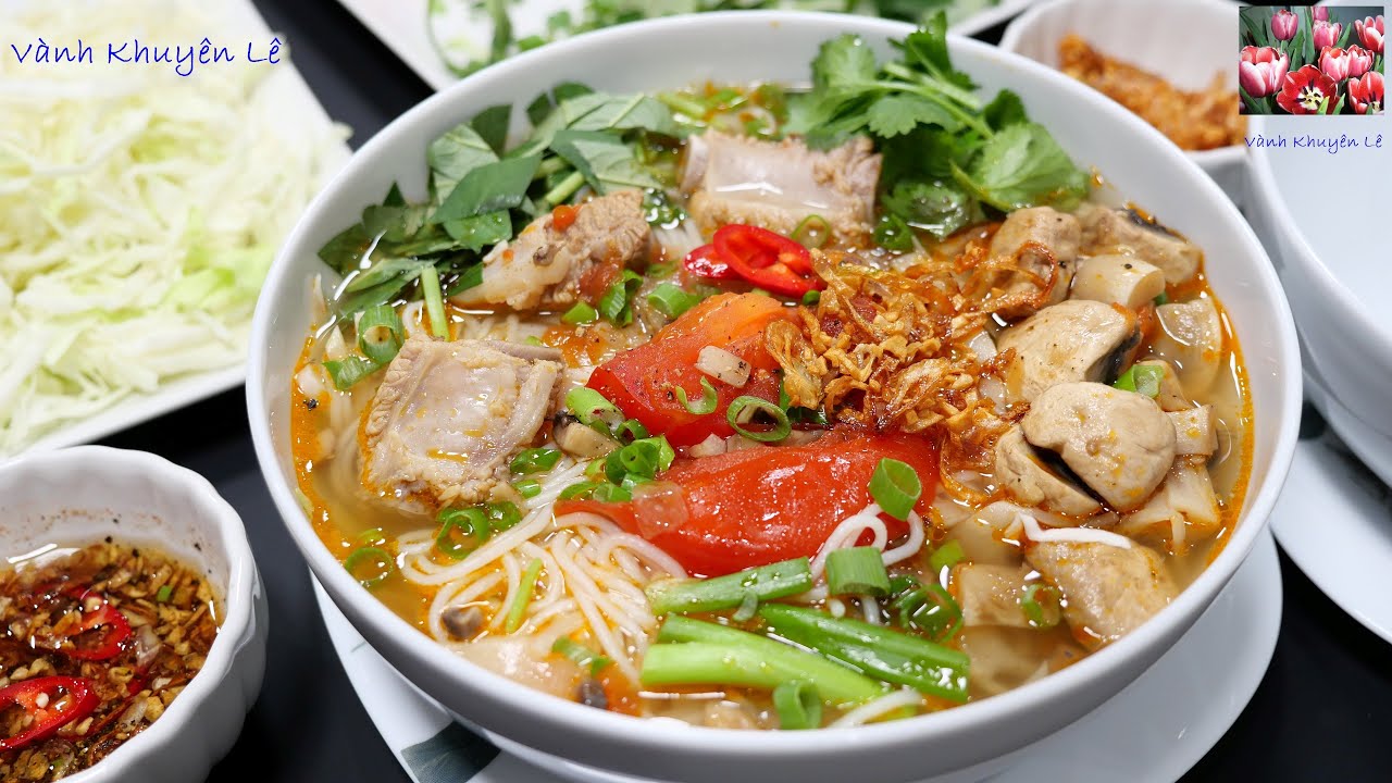 common foods in vietnam 2