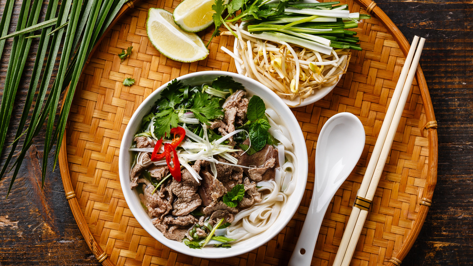 foods in hanoi vietnam 1
