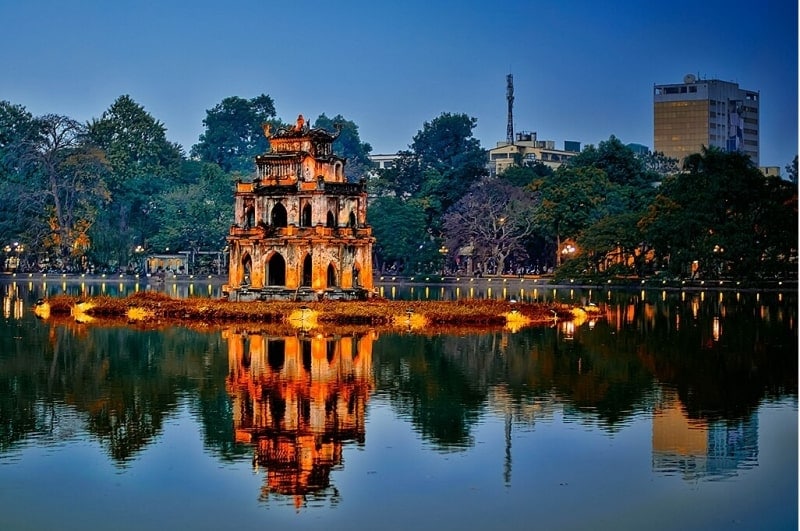 places to visit in hanoi 1